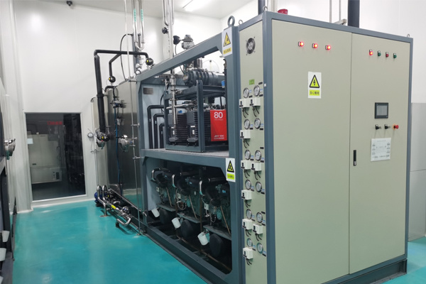 楚天自动洗瓶/消毒/灌装联动线介绍